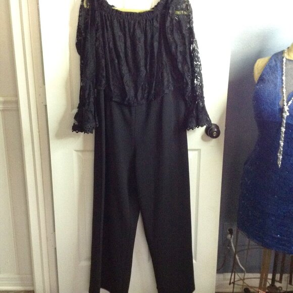 Adrianna Papell Pants - Adrianna Papell "16" Lacy Pantsuit/Jumper, Classy and Classic, Black, 3/4 Sleeve